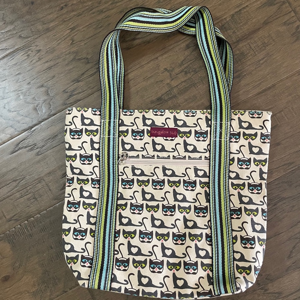 Cute cat tote bag!